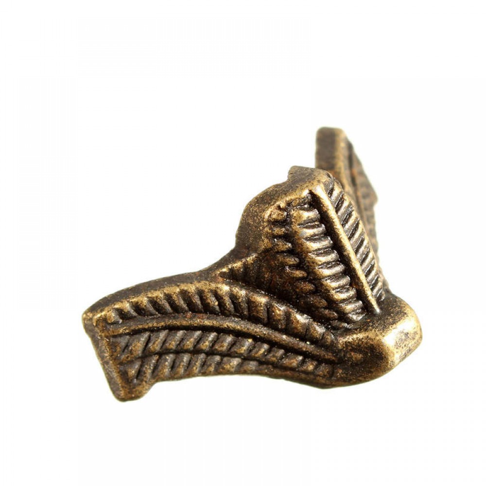 4pcs Mini Antique Brass Vintage Bronze Jewelry Chest Gift Box Wooden Case Decorative Feet Leg Metal Corner Protector With Screws 4pcs Mini Antique Brass Vintage Bronze Jewelry Chest Gift Box Wooden Case Decorative Feet Leg Metal Corner Protector With Screws